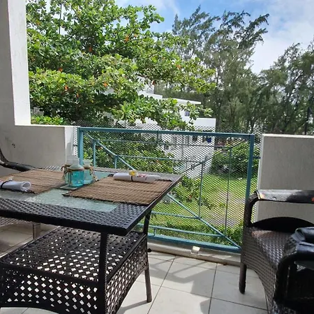 Beachfront Pereybere - Azur Beach Complex Pereybere Beach Exterior photo